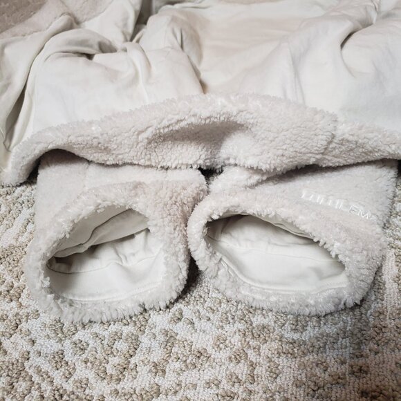 Lululemon Textured Fleece Collared Jacket in Bone Asymmetrical Zip Front S/M - Picture 10 of 12